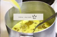 Stir the juice with Agar - agar into the boiling s...