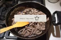 Fry the meat over a high heat, as if sealing the j...