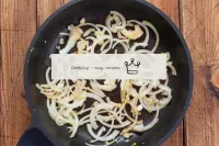 Peel the bulb onions and cut into half rings. In t...