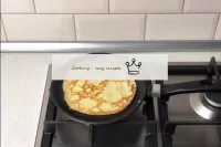 Quando un lato del pancake sarà lucido, capovolgi ...