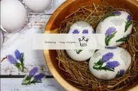 Arrange these pieces alternately on the eggs and s...