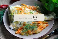 Serve the dorado with vegetables and sour cream, g...