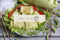 Mettre les roulettes farcies de courgettes avec le...