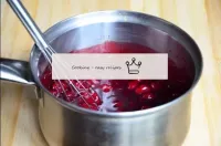 For the cherry filling, pour 200 cups of syrup (50...