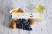Как сделать желейный десерт с фруктами? Подготовьт...