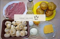 How to bake meat with mushrooms and cheese in the ...