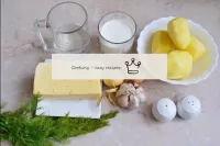 如何在烤箱中制作帶有奶酪層的土豆？為此準備必要的成分。將土豆從果皮中去除，然後從汙染物中脫落。...