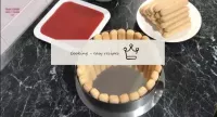 Pasta çok kolay bir şekilde bir araya gelir. Savoy...