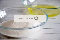 Prepare the ingredients for the cream. Carefully s...