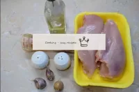 How to bake chicken breasts in foil? Prepare the n...