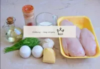 كيف تضع صدور الدجاج في صلصة كريمية في مقلاة ؟ قم ب...