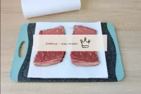 Se la carne è congelata, deve essere scongelata su...