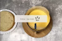 Peguem no córrego de mousse de mangue. Ele é líqui...