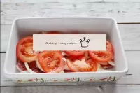 Limpe os tomates e sece-os com toalhas de papel. S...