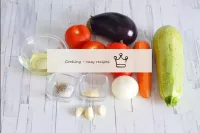 Як зробити овочеве рагу в духовці? Для початку під...