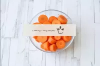 Cut the carrots into large cubes. If the carrot is...