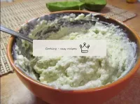 Mix the contents and voila - our avocado paste is ...