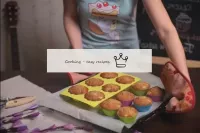 Capcakes'i pişirin - 180 derece, 25 dakika. ...