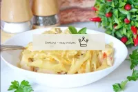 Unser Penne Gericht mit Huhn und bulgarischem Pfef...