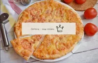 Пицца с копченой колбасой и сыром...