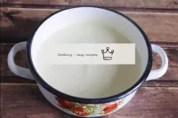 Cook the cream over a moderate heat with continuou...