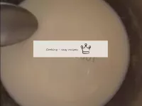 Procedemos a preparar la crema de aceite en leche ...