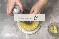 Rub the yolks on a fine grater directly onto the t...