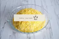 Sprinkle everything with grated yolks. It turns ou...