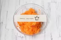 Peel and grate raw carrots. If there is a lot of j...