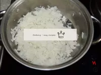 Boil rice. How to cook rice? Rinse it several time...