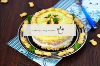 Remove the cooking ring before serving, decorate t...