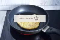 In a frying pan, heat the vegetable oil and fry th...
