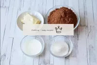 How to make homemade chocolate from cocoa and milk...