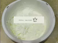 For the cream, whisk the sour cream with the icing...