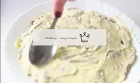 Mettre la première couche, lubrifier la mayonnaise...