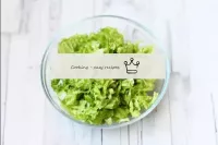 Wash, dry and finely patch Beijing cabbage. ...