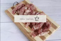 Comment faire du porc avec des oignons et des toma...