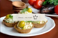 Tartlets with smoked fish and cucumber salad...