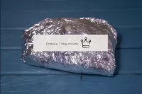 Envolvemos la carne en papel de aluminio, sellando...