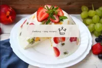 Cake without baking with gelatin sour cream and fr...