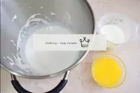 To make the biscuit, combine the eggs with the sug...