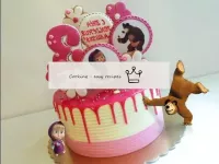 Masha and bear gingerbread cake...