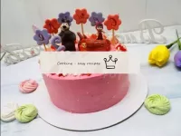 Masha蛋糕和熊，樱桃和奶油...