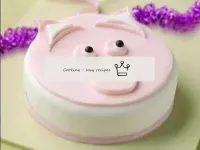 Cake with sour cream pig...