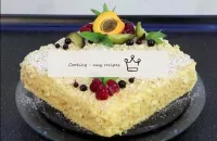 Gâteau napoléon à la crème et au goût de vanille...