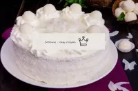 C'est tout! Le gâteau maison de Rafaello est prêt ...