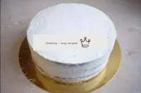 So collect the whole cake. Line the top and sides ...