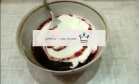 Add jam to yoghurt. I took white classic yogurt if...