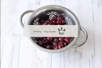 Put the cherries in a colander and leave to defros...