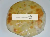 用肉制成的哈查普裏（Hachapuri）仍用黃油大量潤滑。...